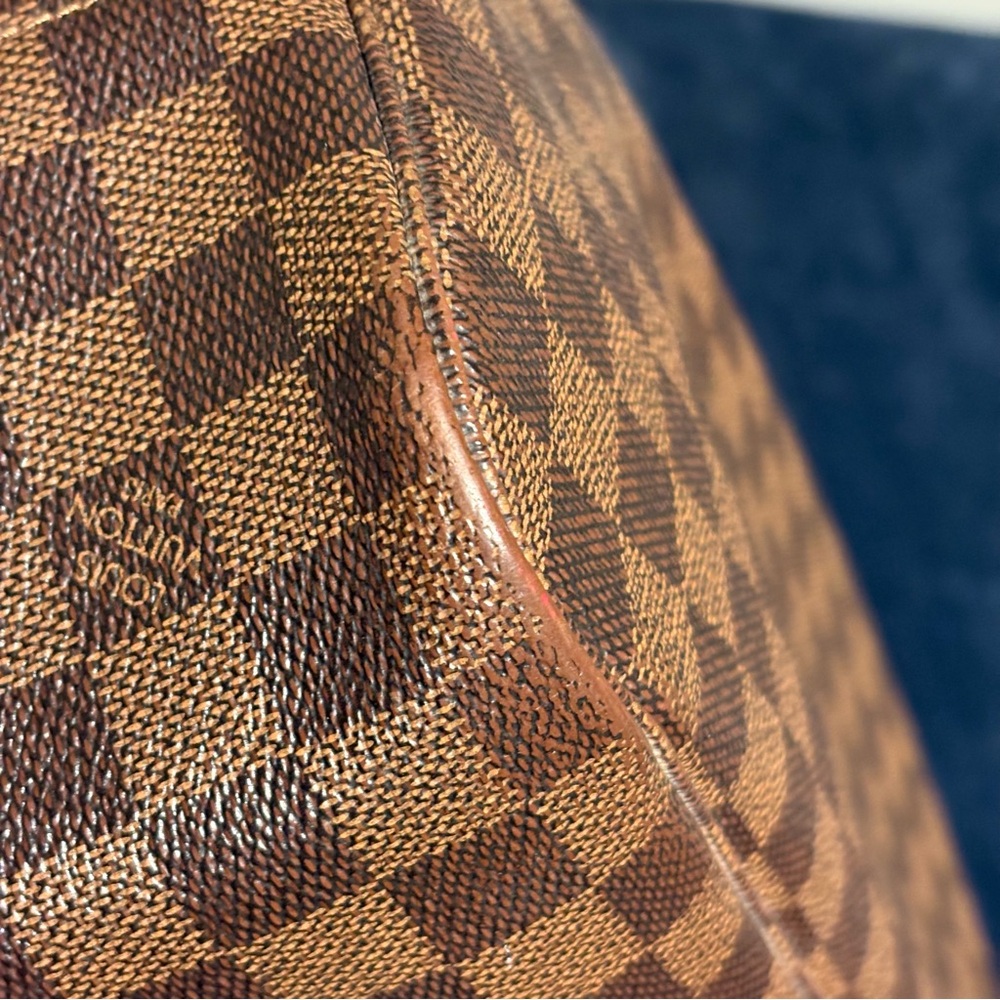 Louis Vuitton Neverfull MM in Damier Ebene with new insert - Picture 12 of 16